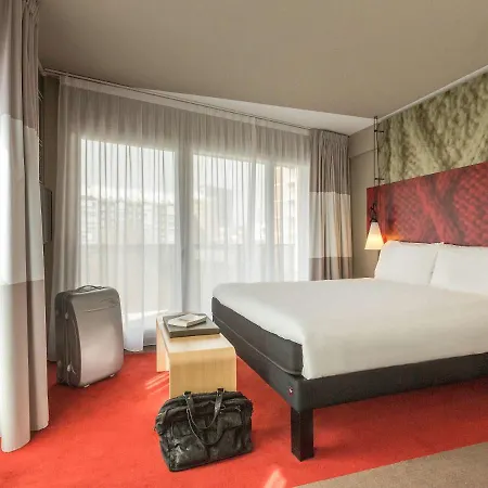 Ibis Centre Grand Palais Szálloda